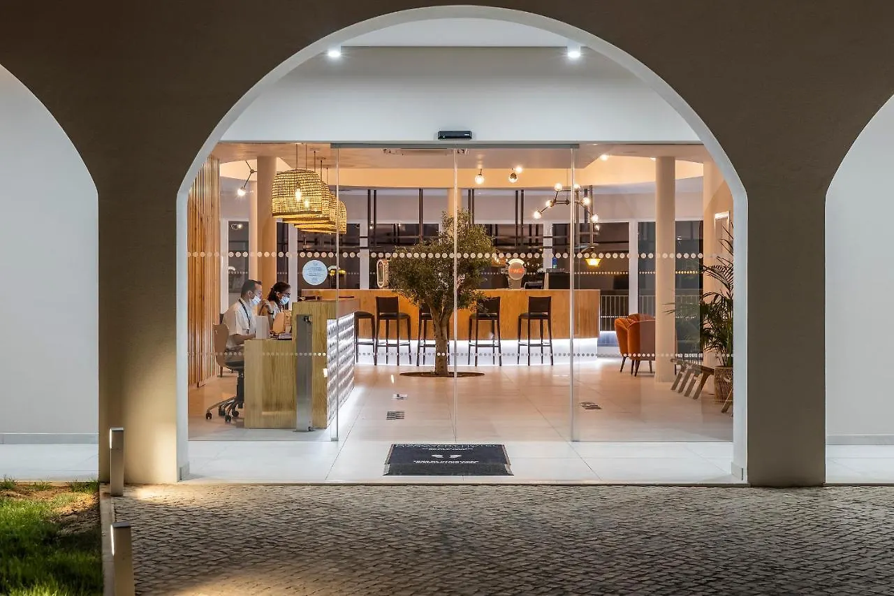 Eden Villas & Apartments Albufeira Üdülőközpont