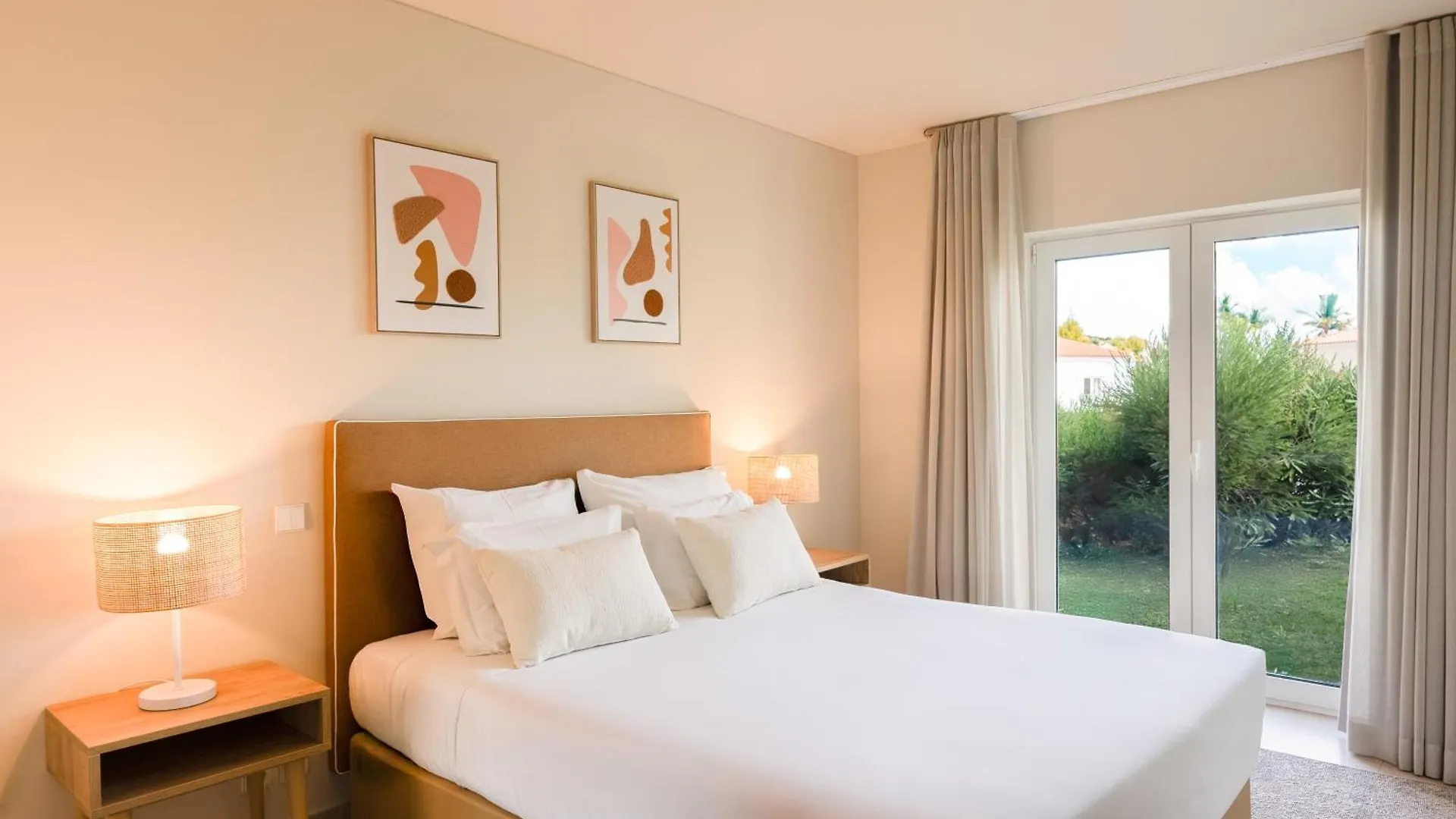 Eden Villas & Apartments Albufeira Üdülőközpont