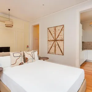 https://casas-da-baixa-jules-madeleine.hotels-lisbon-portugal.com